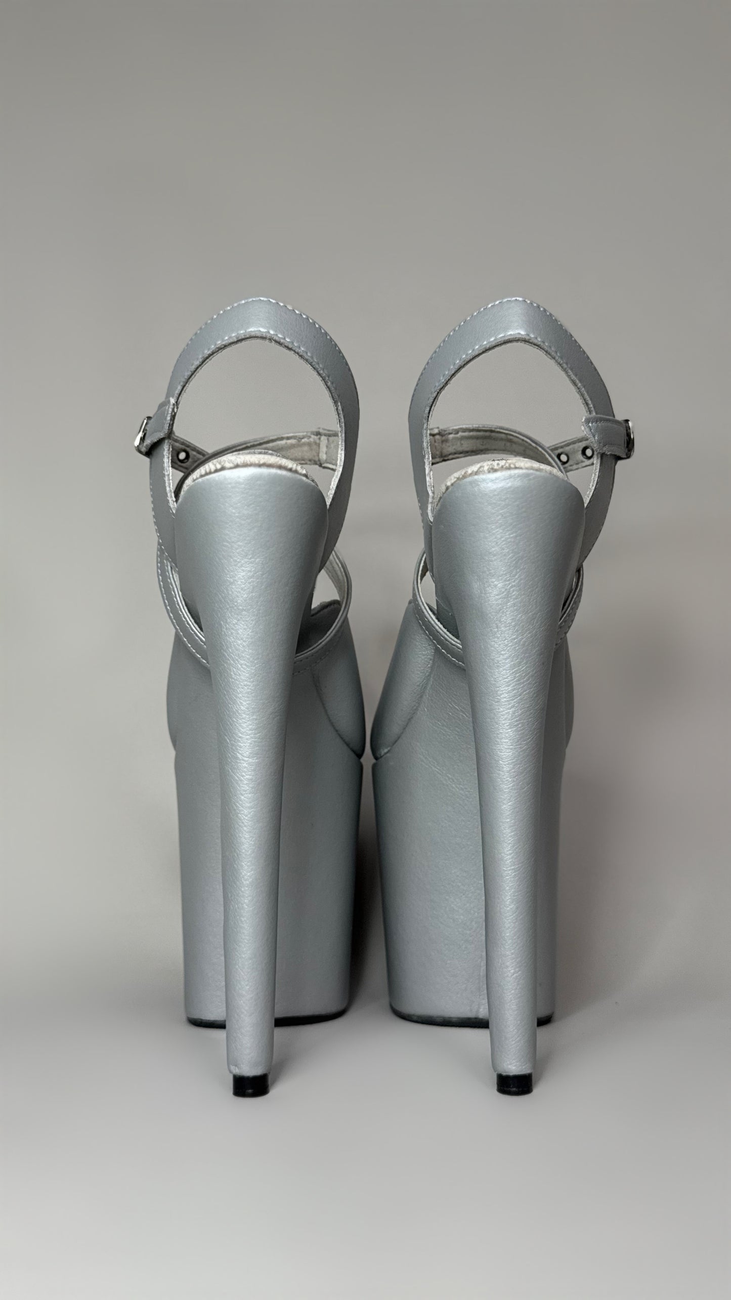 SOFT SILVER / VEGAN Sandal (sample)