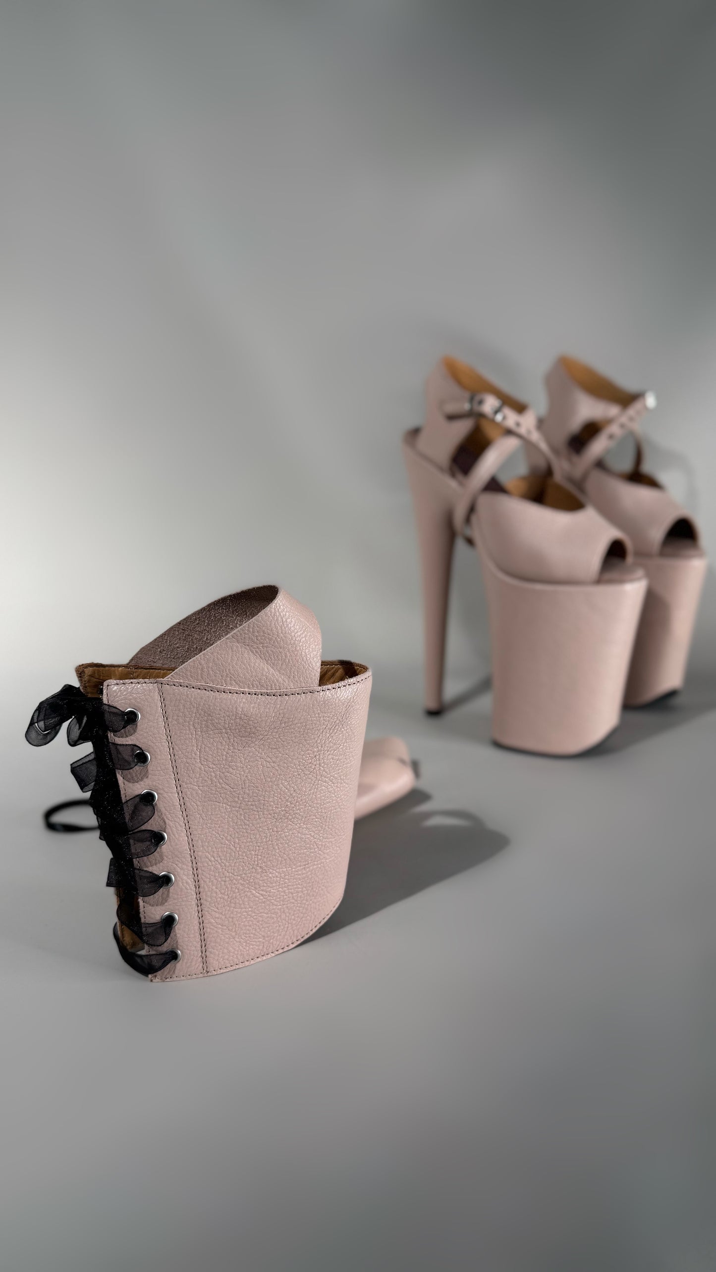 NUDE BALLET Sandals