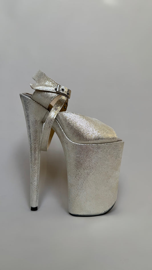 SAMPLE SANDAL SILVER GOLD GLOW 9 inch