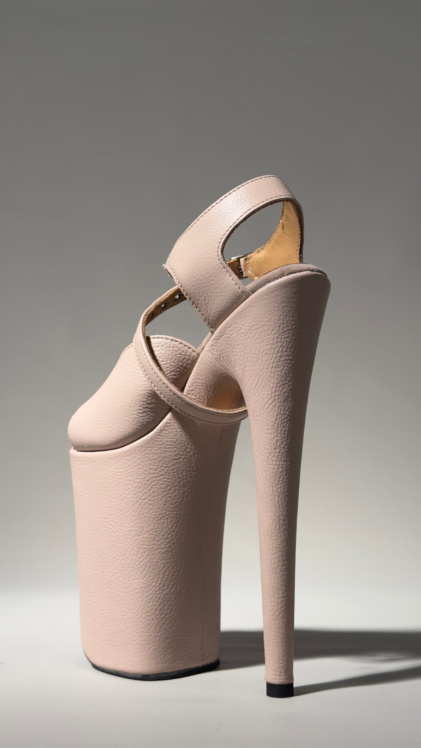 NUDE BALLET Sandals