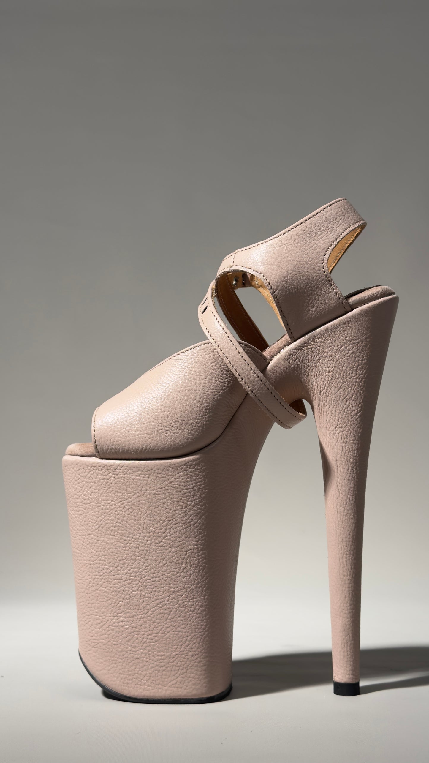 NUDE BALLET Sandals